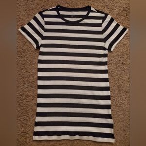 Gap Black and White Striped Shirt size M